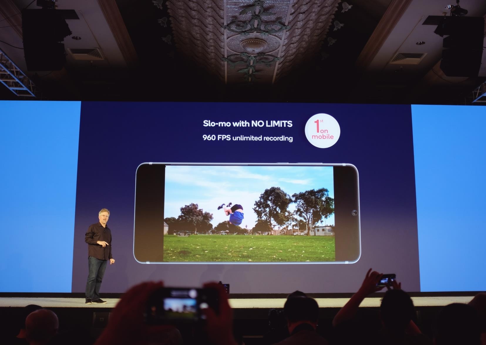 Qualcomm ra mat Snapdragon 865, smartphone nam 2020 se rat thu vi hinh anh