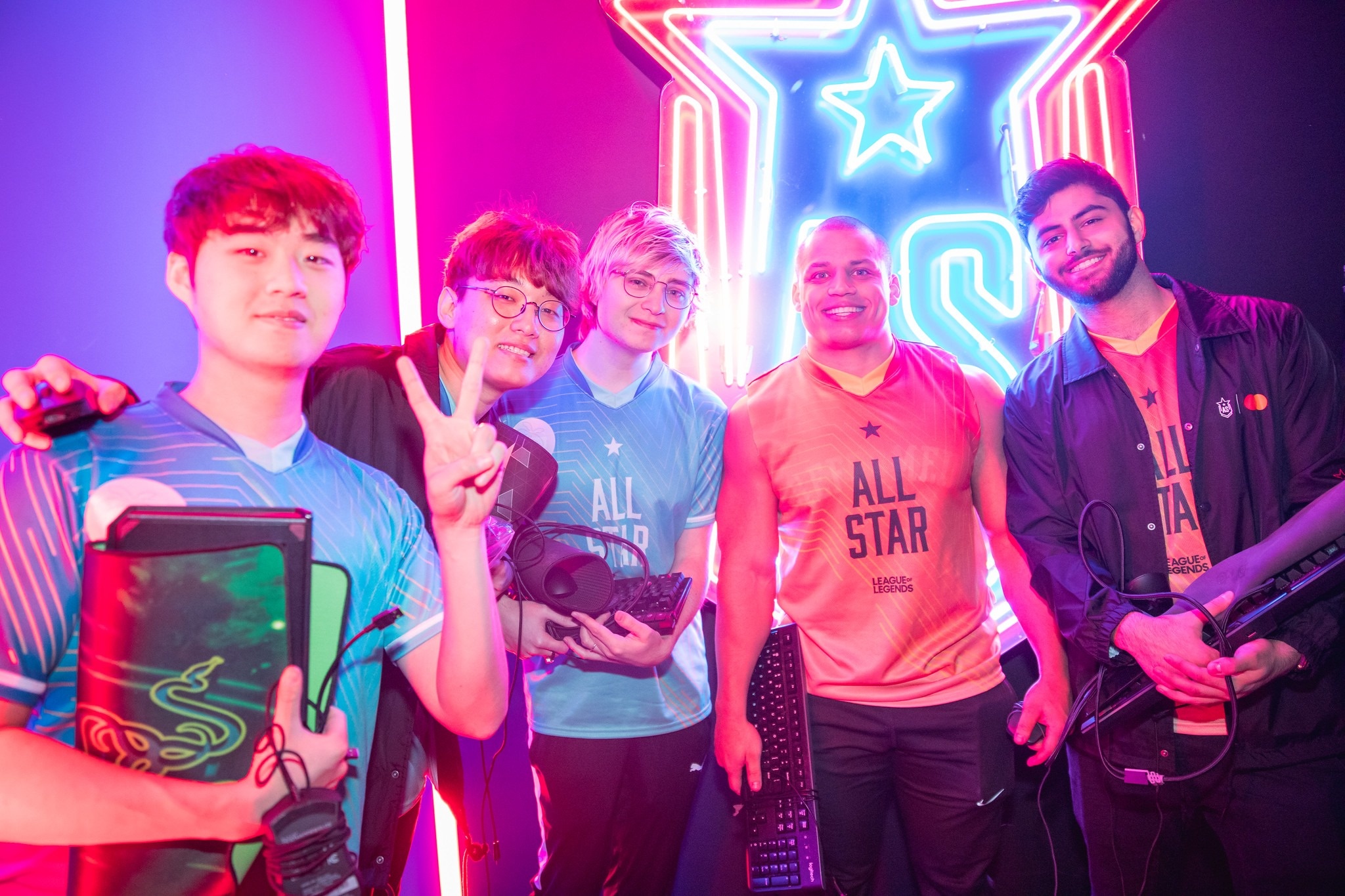 sieu sao dai chien anh 1