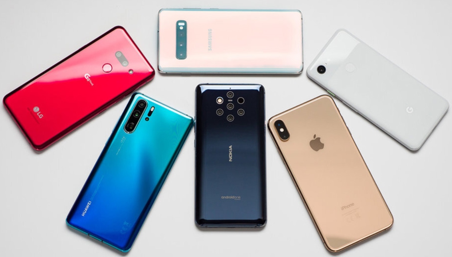 Thi truong smartphone cuoi nam - Vinsmart tang nhe, Oppo di ngang hinh anh