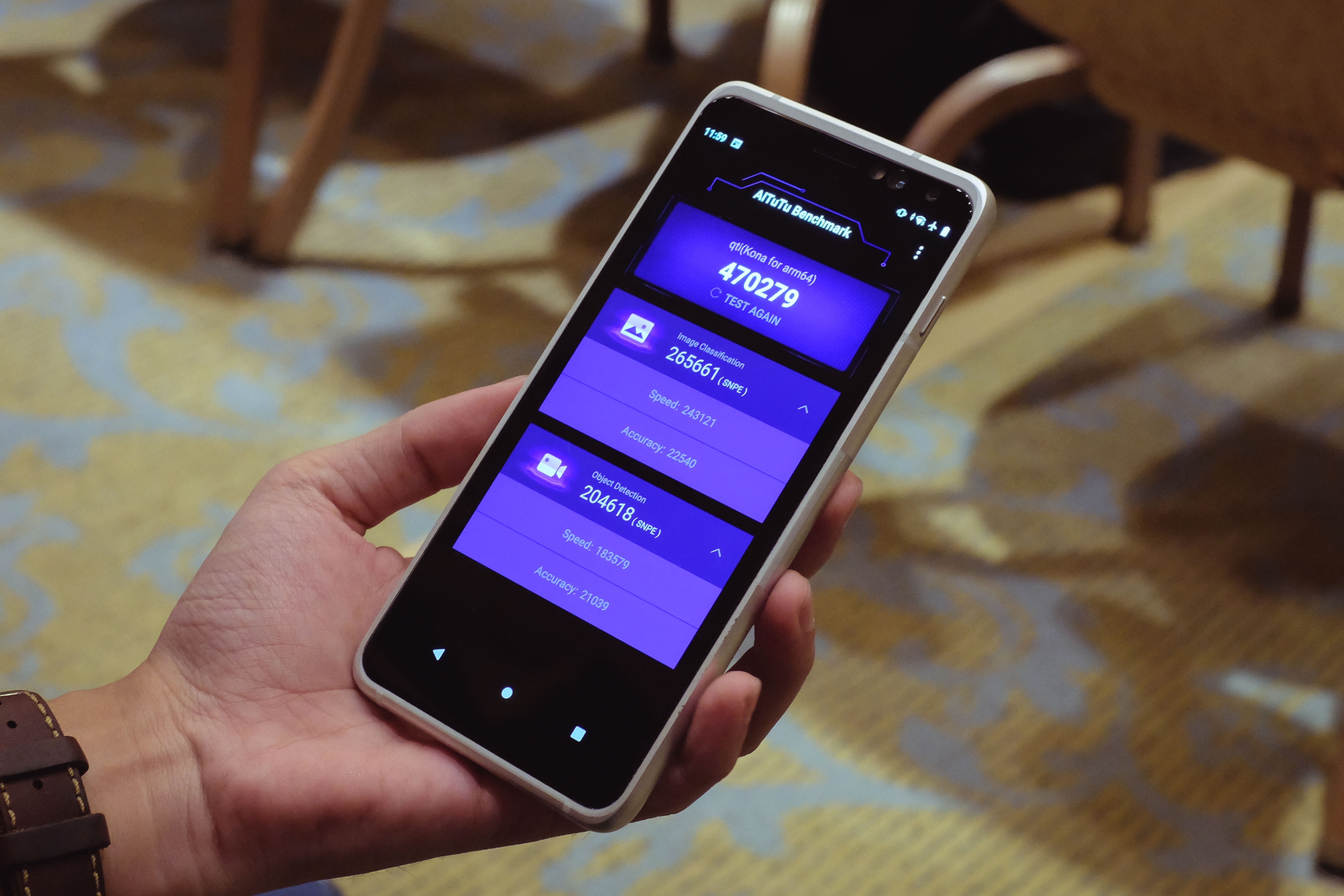 Chan dung smartphone tieu bieu cua nam 2020 hinh anh