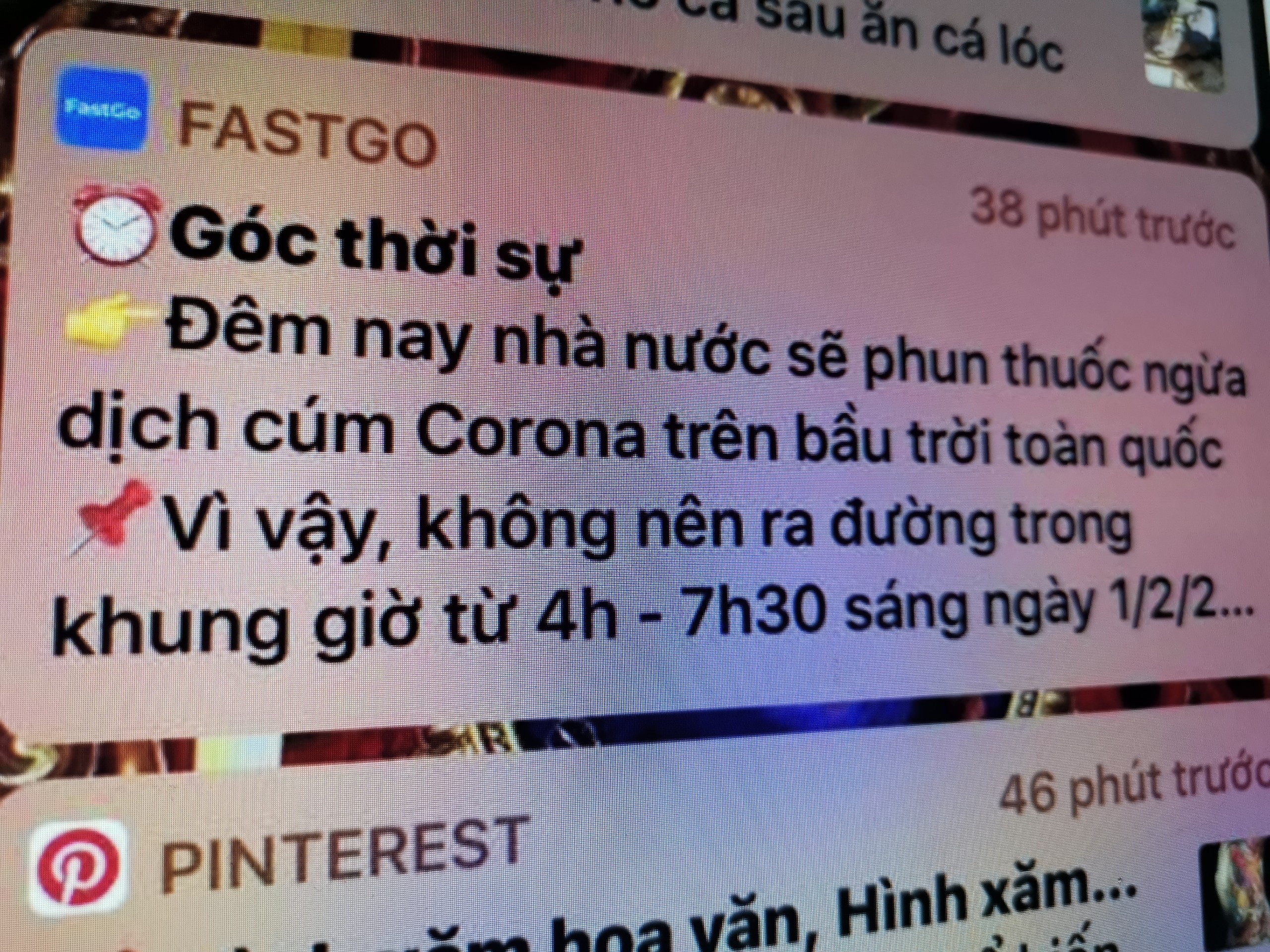 Ung dung goi xe Viet phao tin gia ve virus corona hinh anh