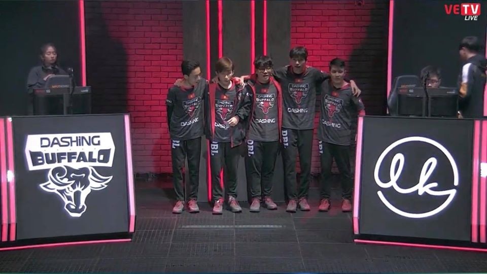 vcs ket thuc tuan dau anh 11