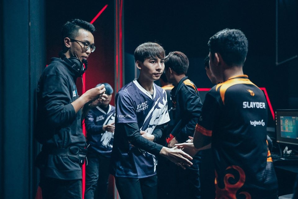 vcs ket thuc tuan dau anh 6