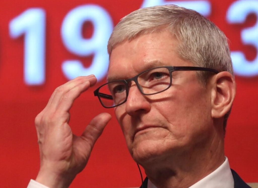 Cu soc lon dang cho don Apple hinh anh