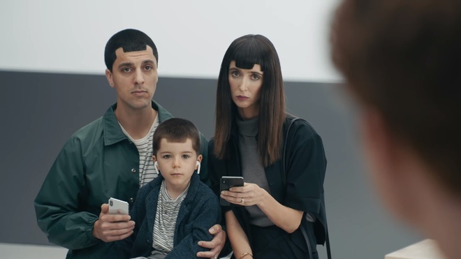 Samsung che gieu tai tho tren iPhone X hinh anh