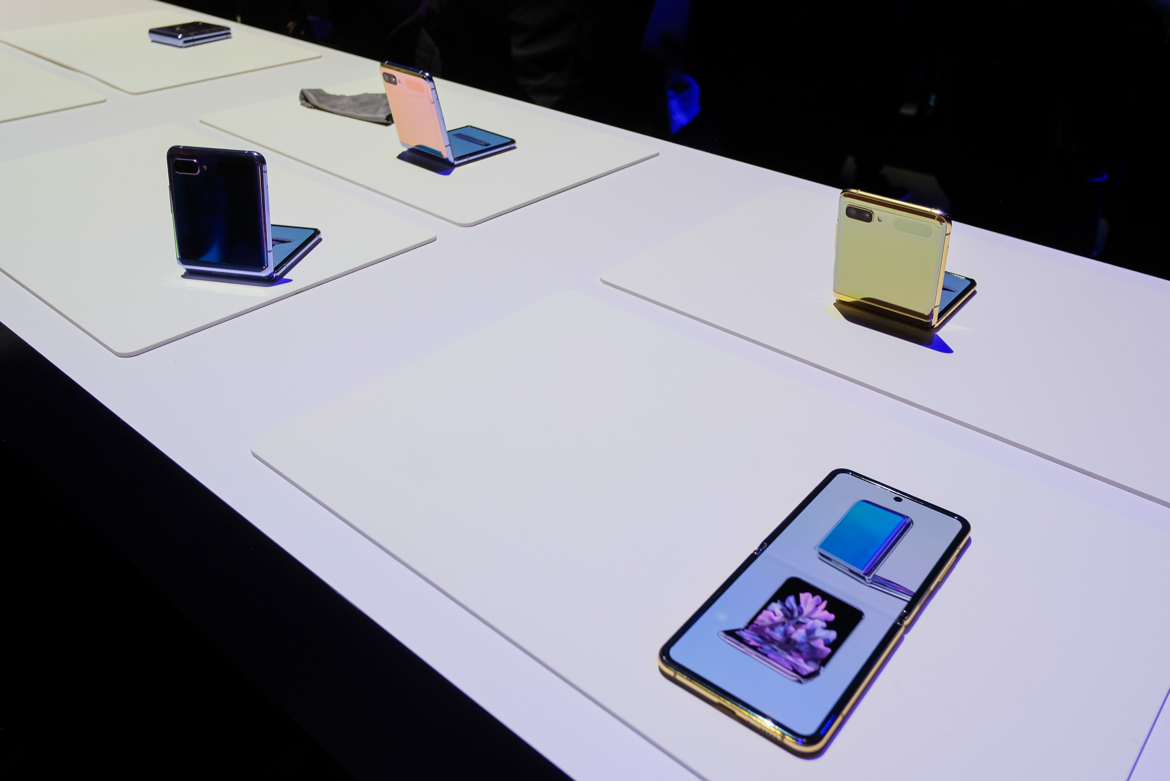 anh Galaxy Z Flip anh 10