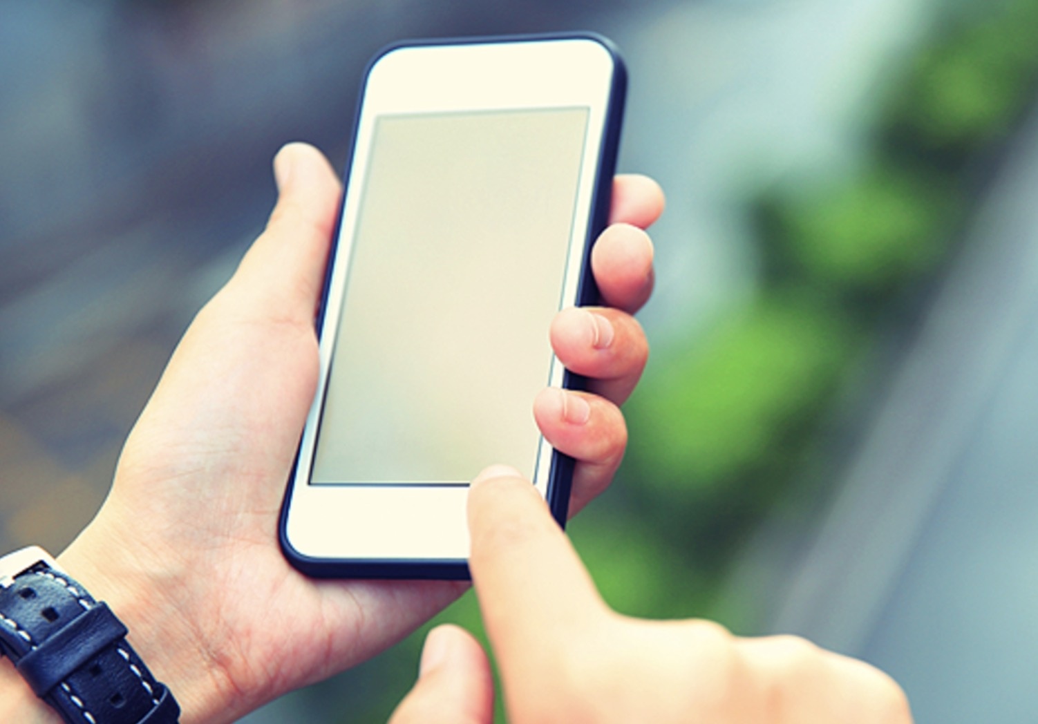 Microsoft: Viet Nam trong top 5 the gioi kem van minh tren Internet hinh anh