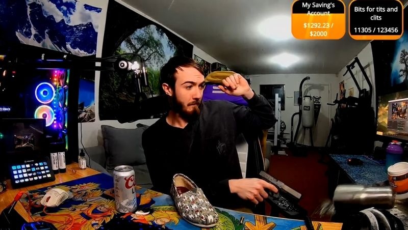 Streamer mat viec vi na sung tren song truc tiep hinh anh