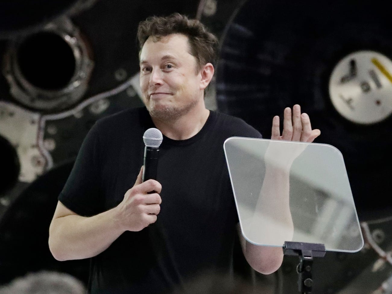 Elon Musk: 'Vao dai hoc chi la cho vui' hinh anh