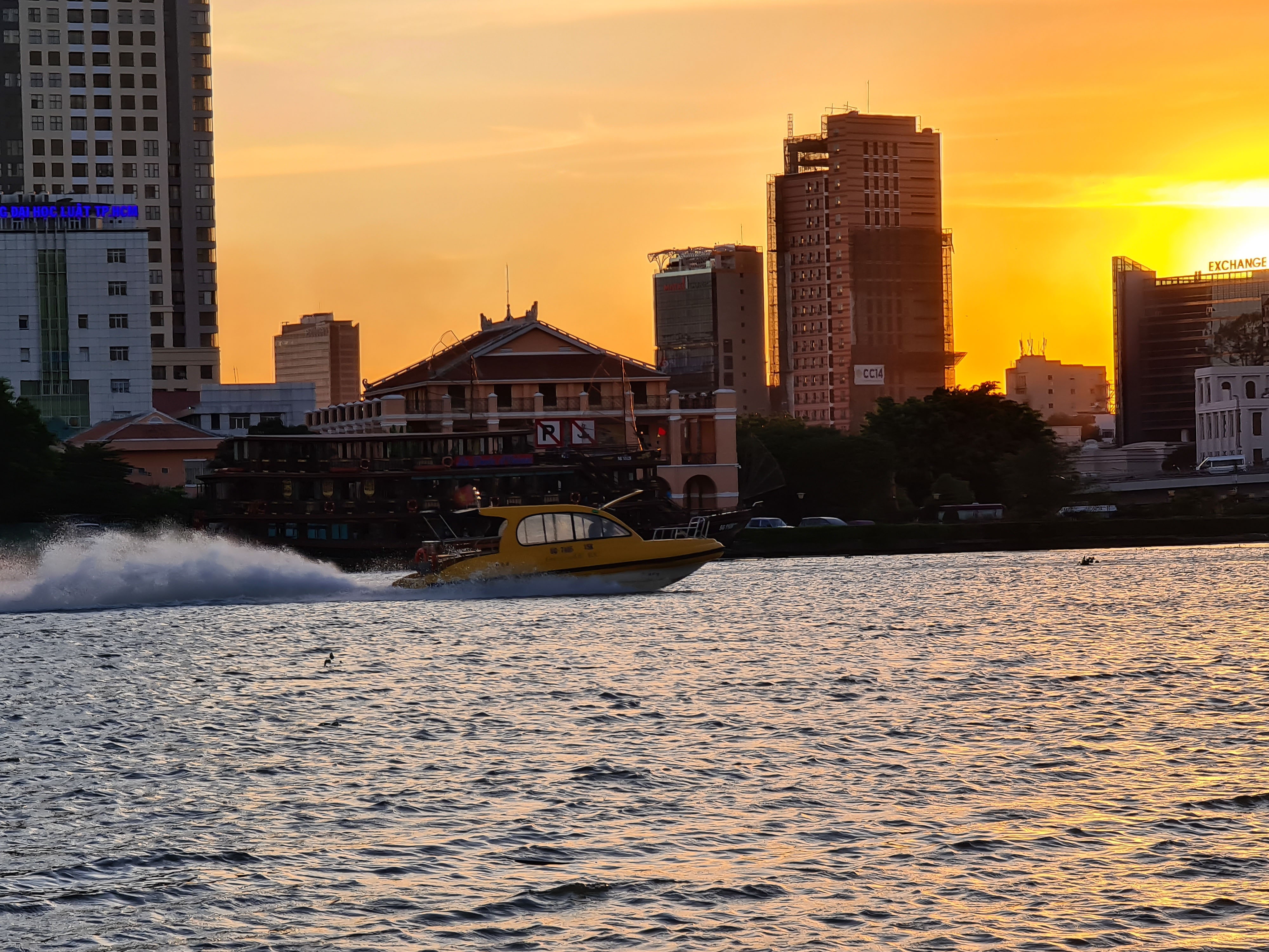 Galaxy S20 Ultra anh 14