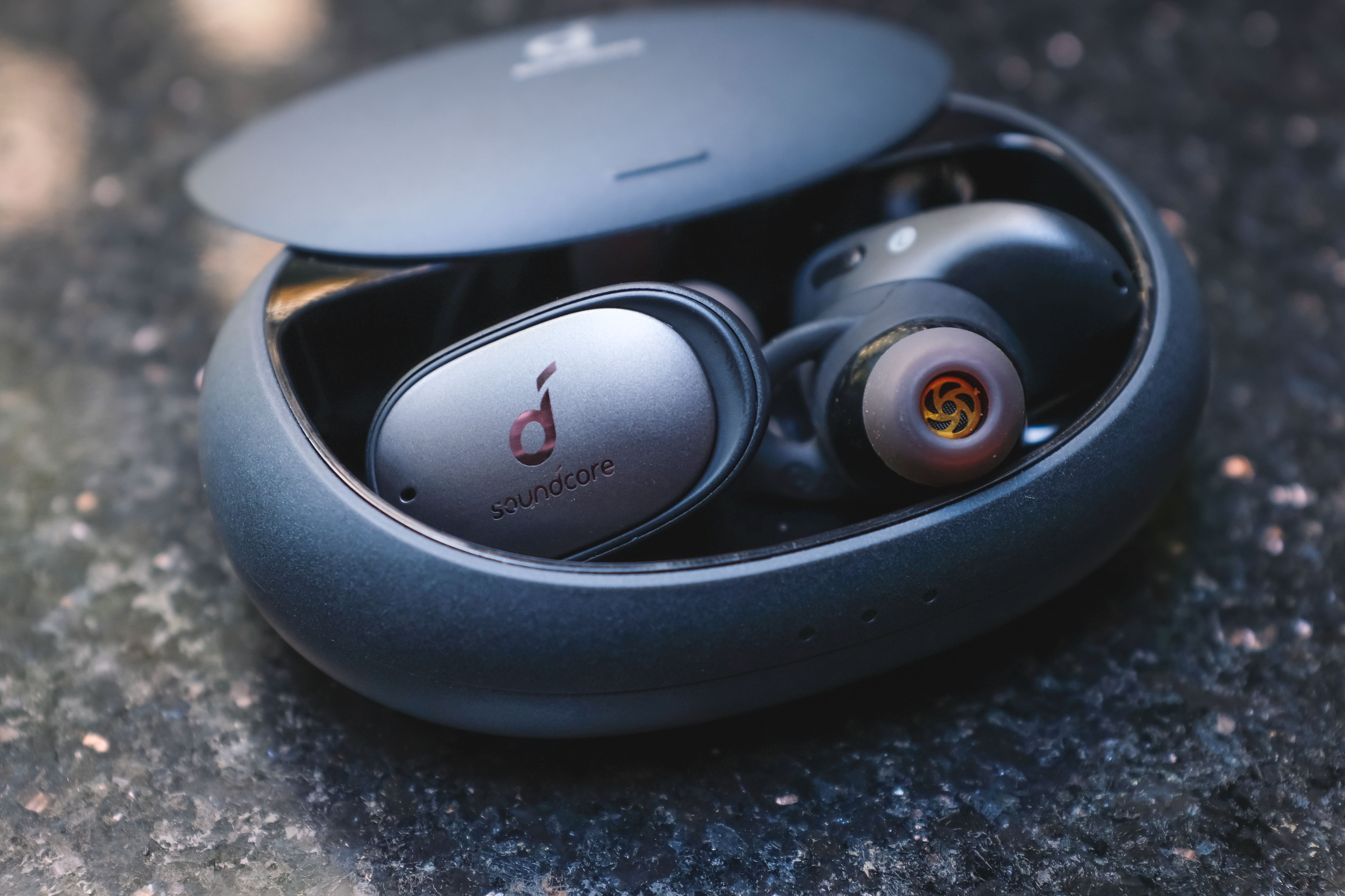 danh gia tai nghe Soundcore Liberty 2 anh 9