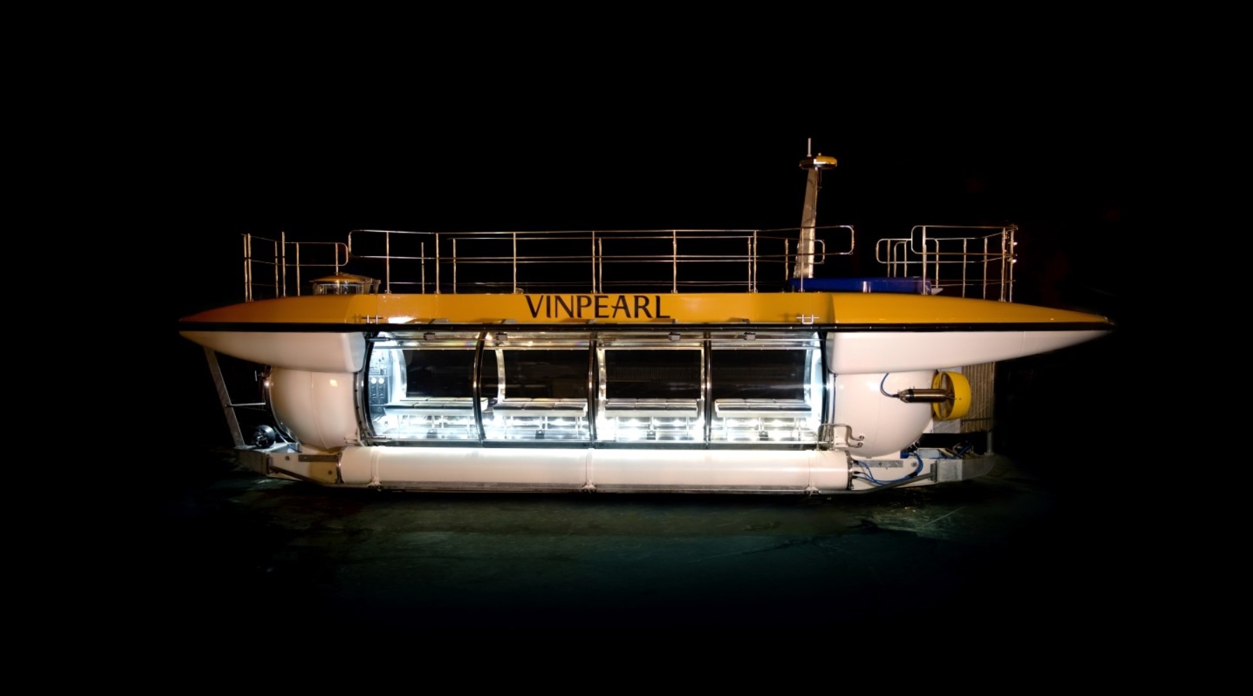 tau ngam vingroup anh 1