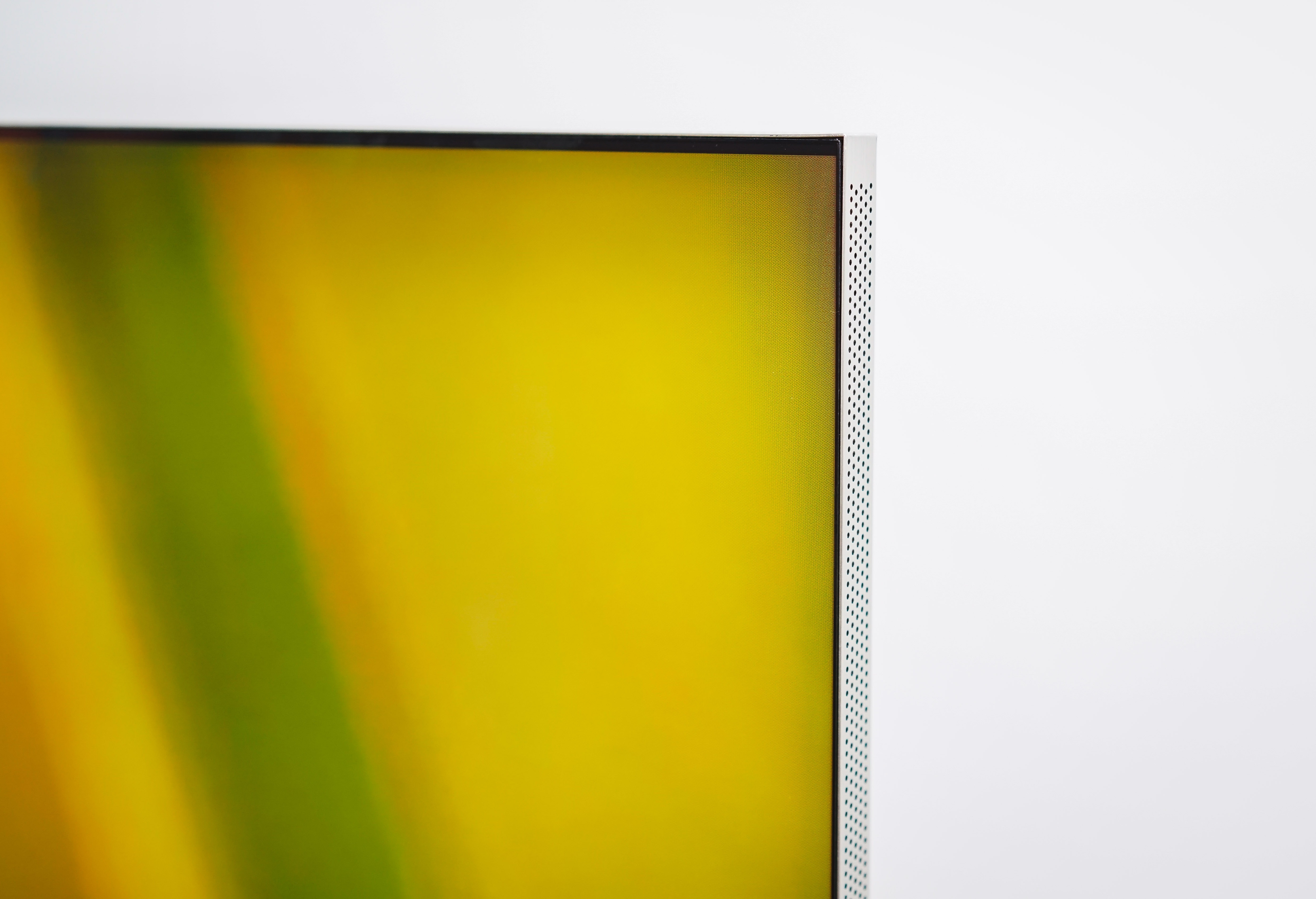 TV QLED Q950TS anh 2