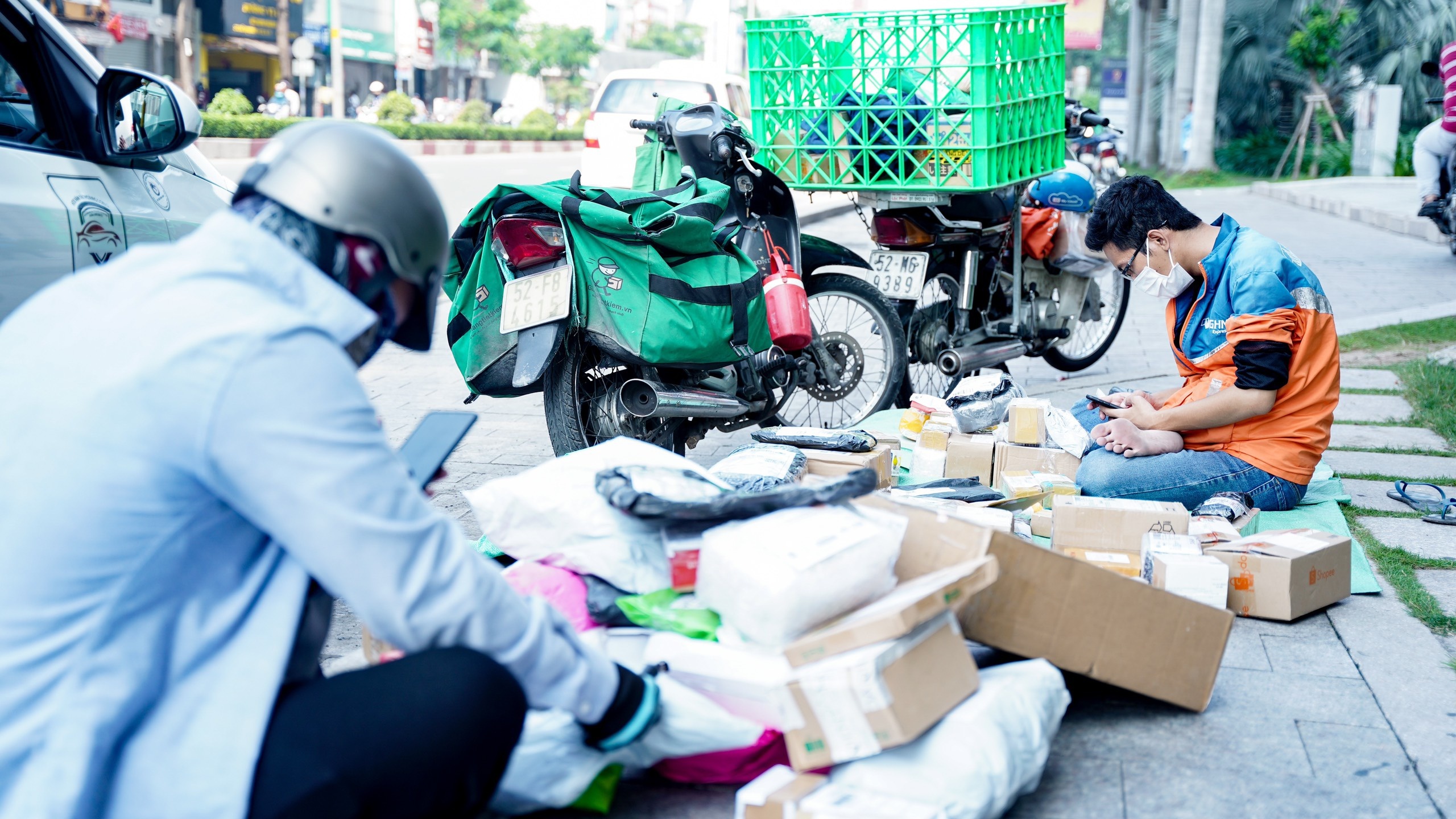 dong kiem hang online anh 4