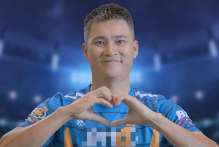 'Toi khong ke dao ep Cong Vinh nhan hop dong quang cao app ca cuoc' hinh anh