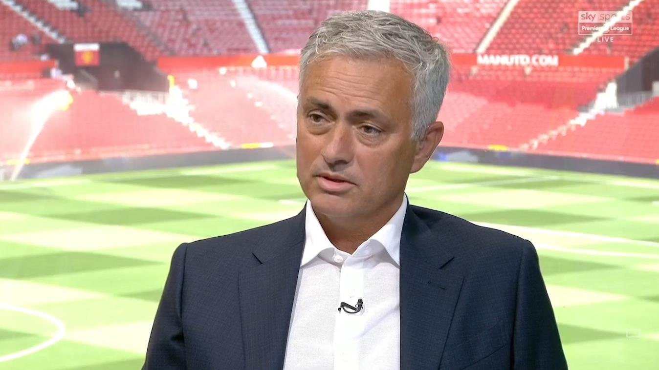 HLV Mourinho noi gi ve nhung tan binh cua Arsenal he nay? hinh anh