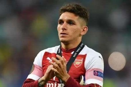 Arsenal mat 2 tru cot truoc tran dau voi Watford hinh anh