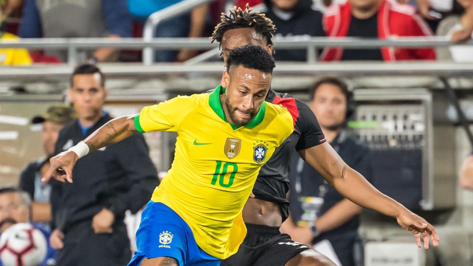 Man trinh dien cua Neymar truoc Peru hinh anh