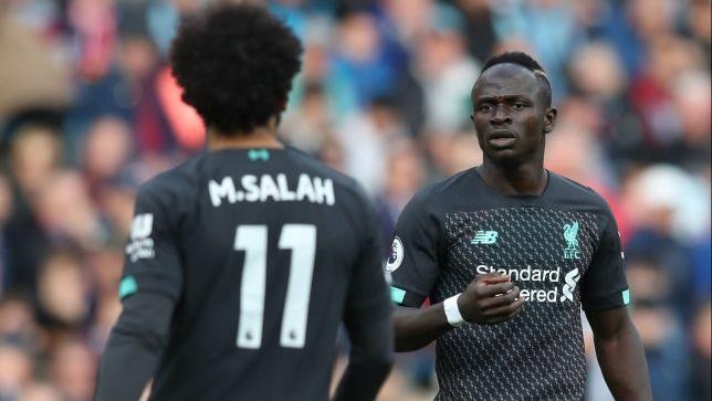 Ly do khien Mane noi cau voi Salah hinh anh