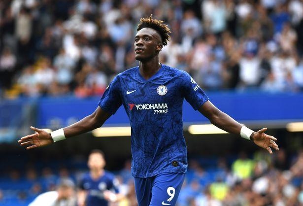 Chelsea len ke hoach giu chan Tammy Abraham hinh anh