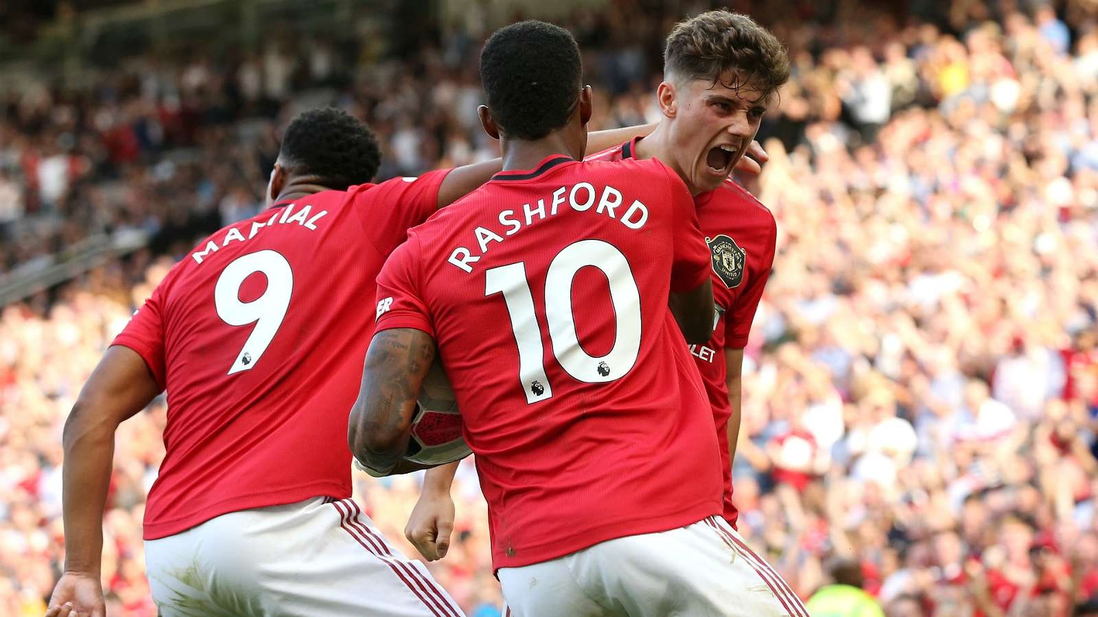 Dat doanh thu ky luc,  Man Utd cam ket som gianh cup anh 1