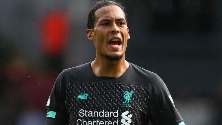 Nhung trung ve hang dau cua Liverpool trong 20 nam qua hinh anh