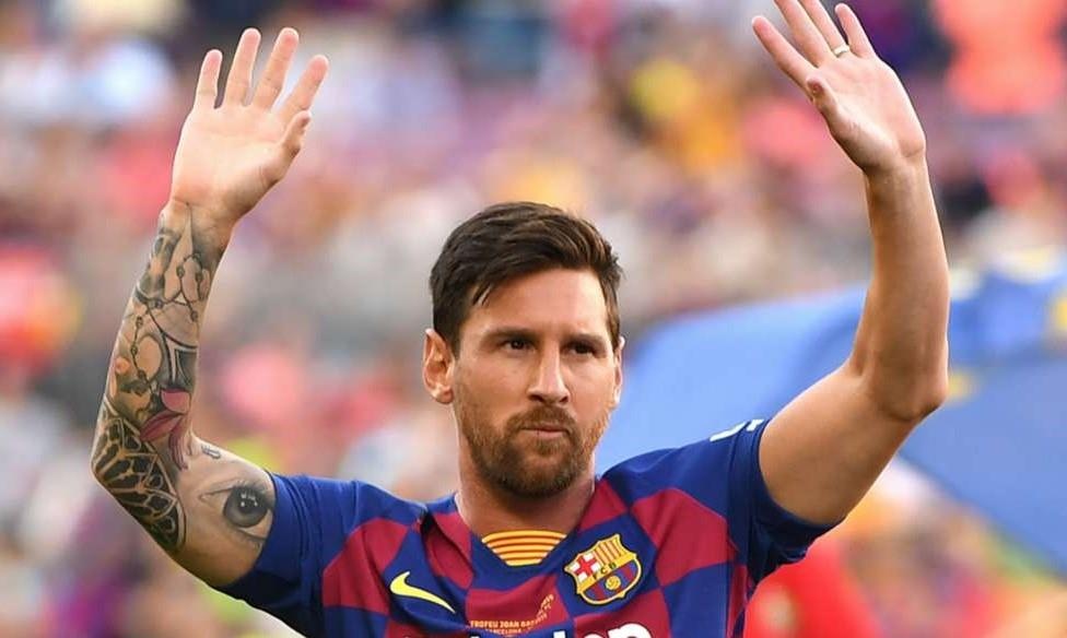 Messi can moc ghi 100 ban cho Barca tu ngoai khu vuc cam dia hinh anh