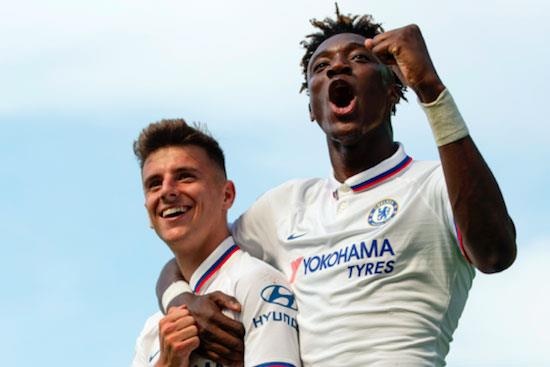 Nhung cau thu Chelsea gay chu y trong tran thang 4-1 hinh anh