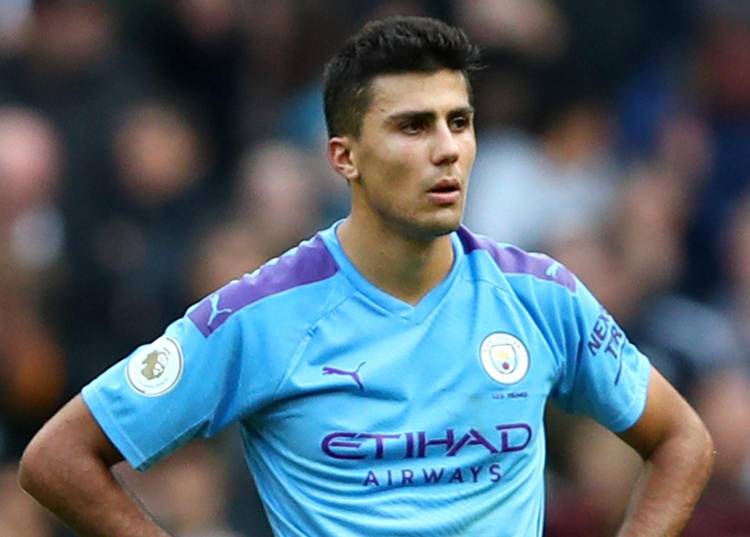 Cau thu Man City khen Liverpool 'vo doi' o chau Au hinh anh