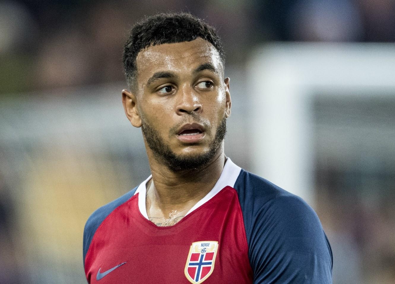 Tay Ban Nha de Na Uy cam hoa 1-1 khi thung luoi phut 90+4 hinh anh