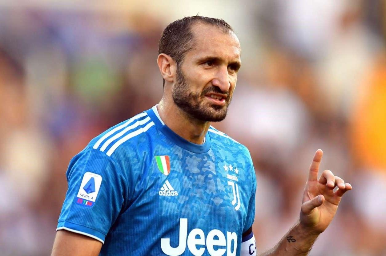 Chiellini len ke hoach giai nghe hinh anh