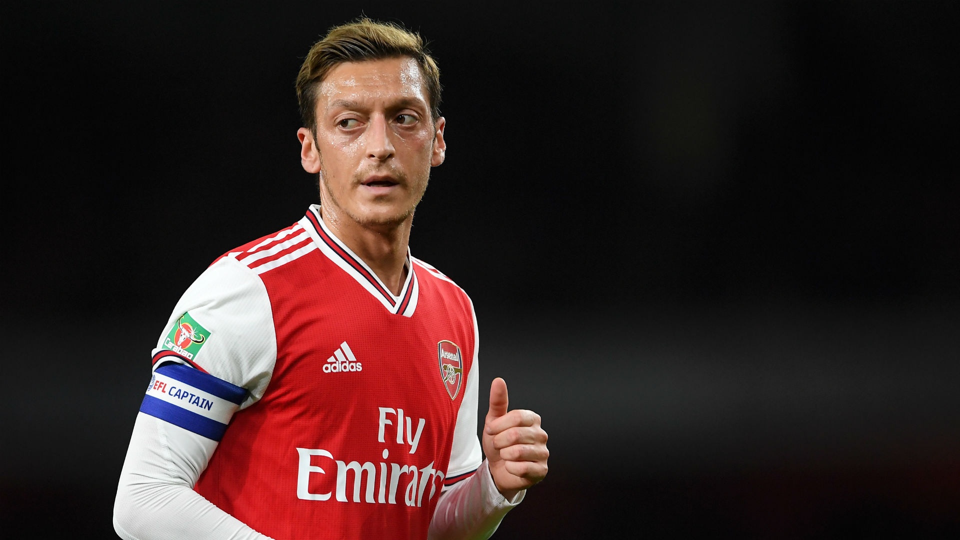 Manchester United nên kí hợp đồng với Ozil ảnh 2 Manchester United nen ki hop dong voi Ozil anh 2