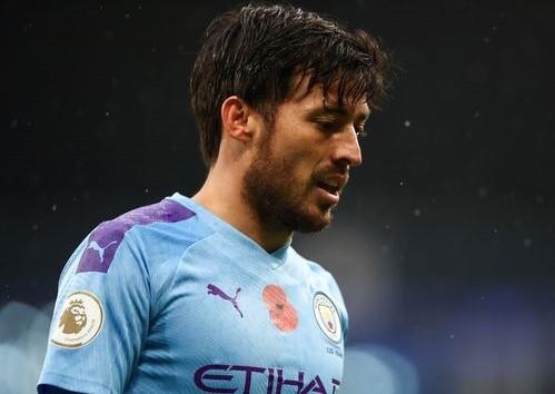 Man City ton that luc luong truoc tran gap Liverpool hinh anh