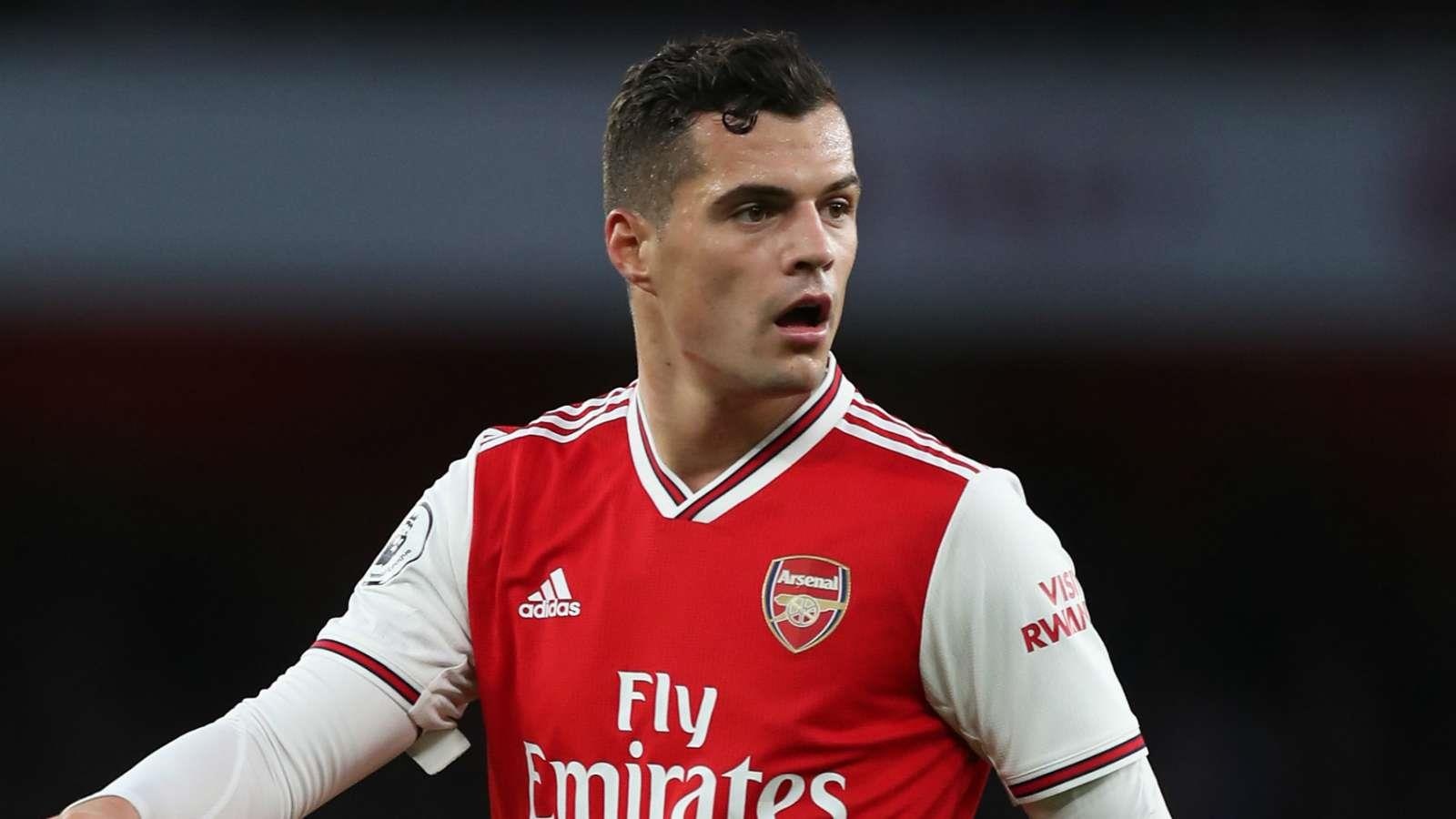Arsenal se ban Xhaka trong thang 1/2020 hinh anh