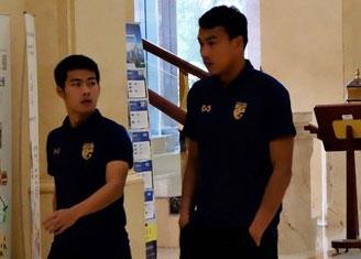 Tuyen Thai Lan hop chien thuat som, an sang luc hon 9h hinh anh