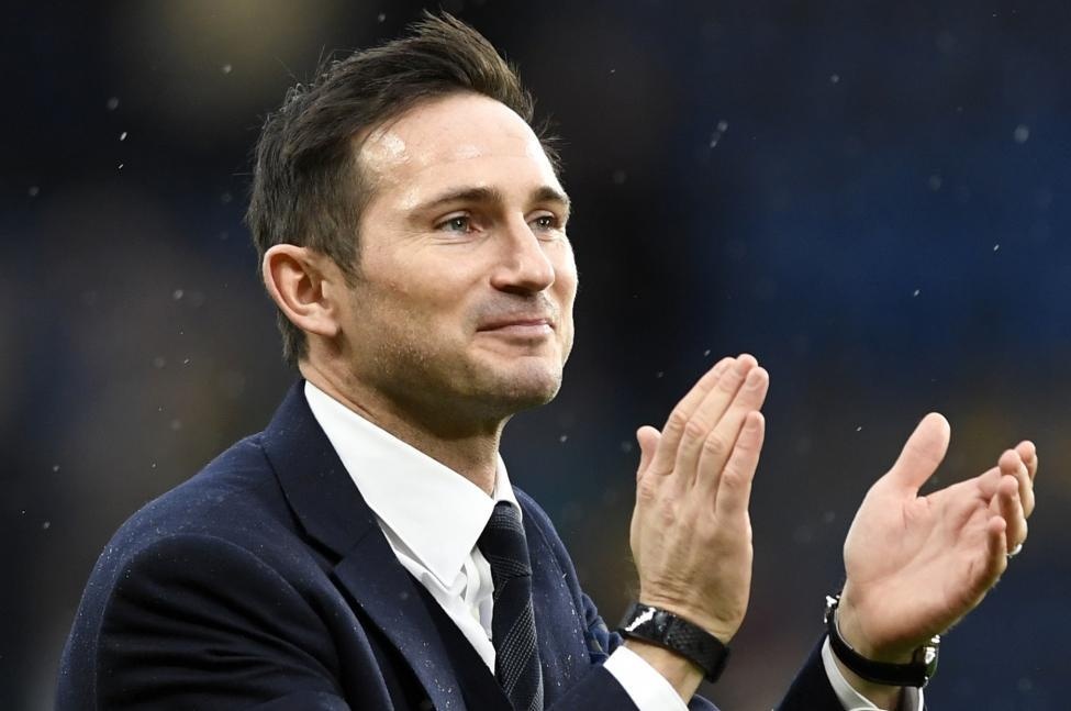 HLV Lampard lac quan sau that bai truoc Man City hinh anh