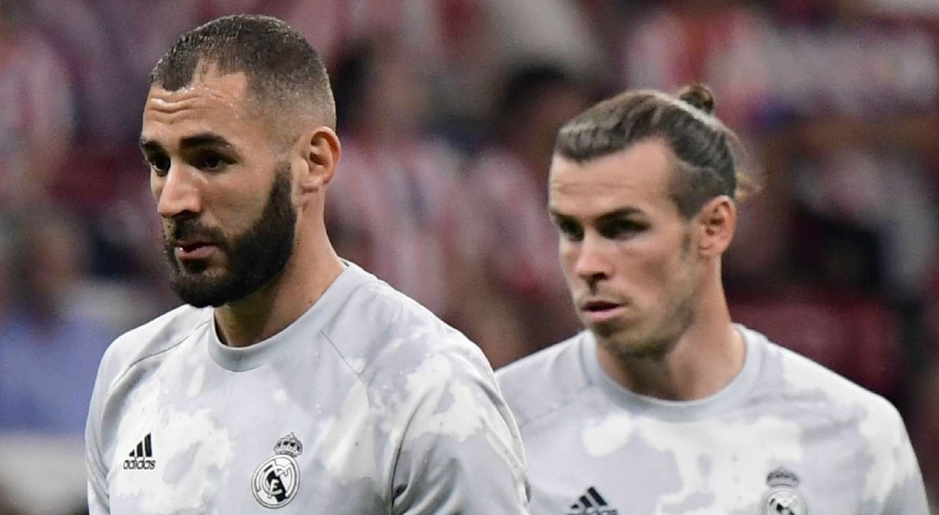 Bale va Benzema bi loai khoi doi hinh Real hinh anh