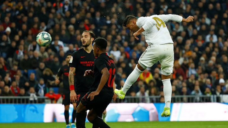 Real Madrid 2-1 Sevilla anh 9