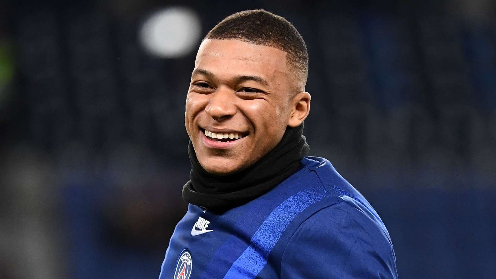 Mbappe: 'Zidane la than tuong thoi tho au cua toi' hinh anh