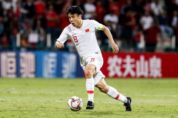 Tuyen thu Trung Quoc quyen gop tien giup nguoi dan Vu Han hinh anh