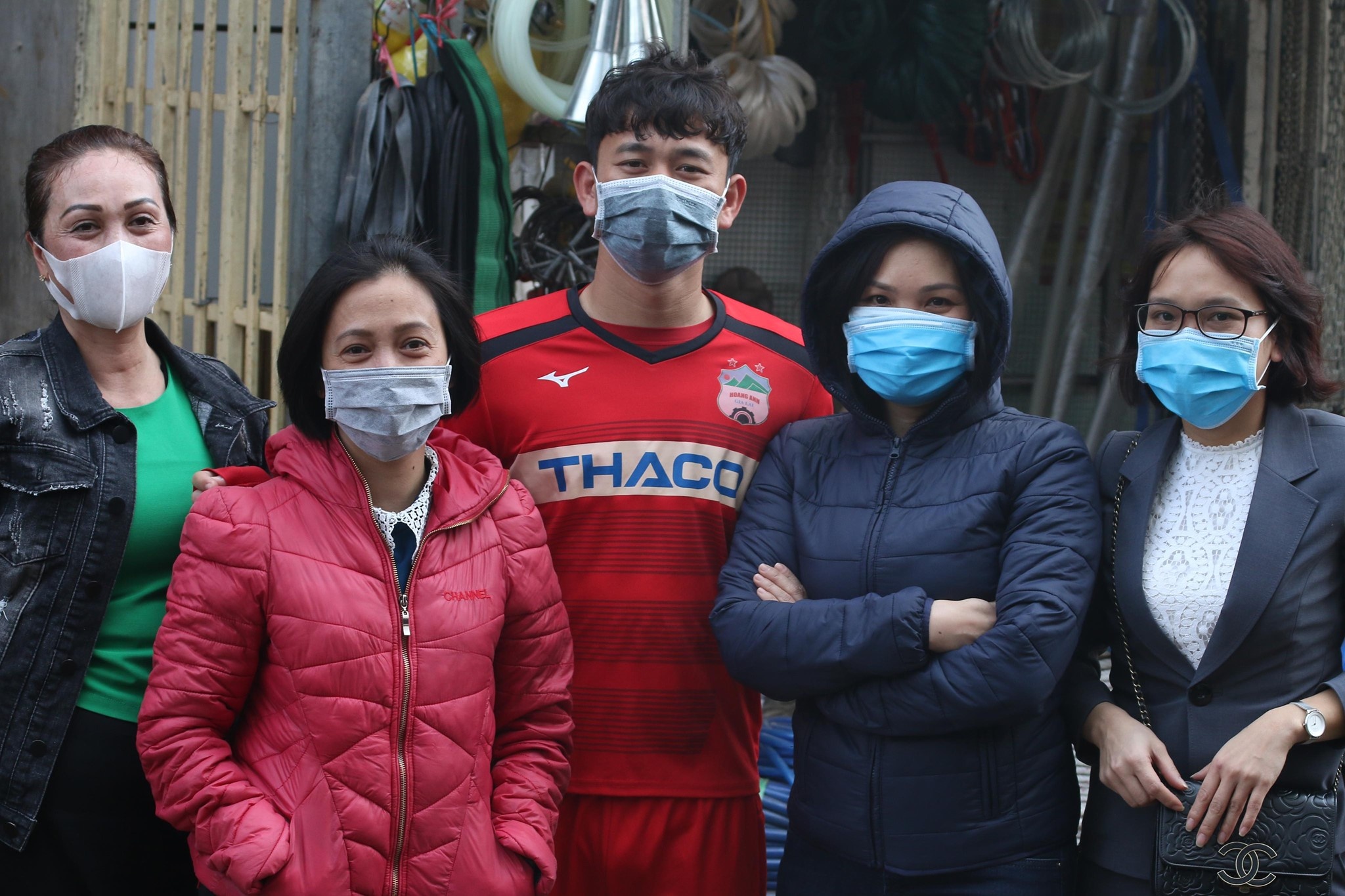 Cac doi bong va cau thu V.League doi pho voi virus corona anh 2