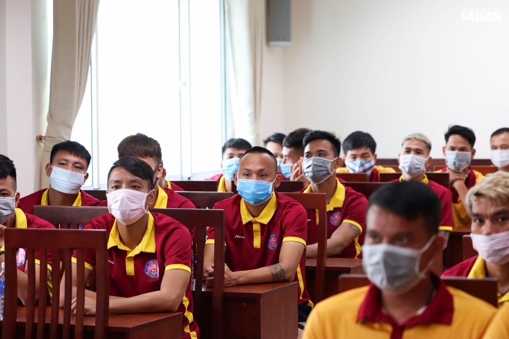 Cac doi bong va cau thu V.League doi pho voi virus corona anh 7