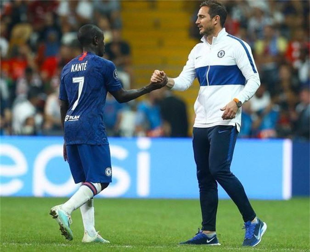 HLV Lampard dang lang phi tai nang cua N'Golo Kante anh 3