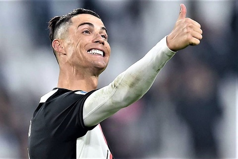 Pha ghi ban giup Ronaldo di vao lich su Juventus hinh anh