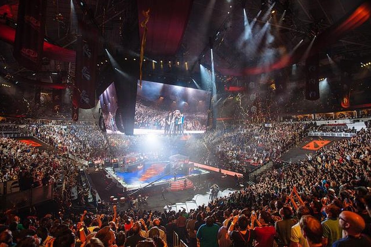 Giai eSport nhieu tien thuong nhat the gioi moi chao dau thau hinh anh