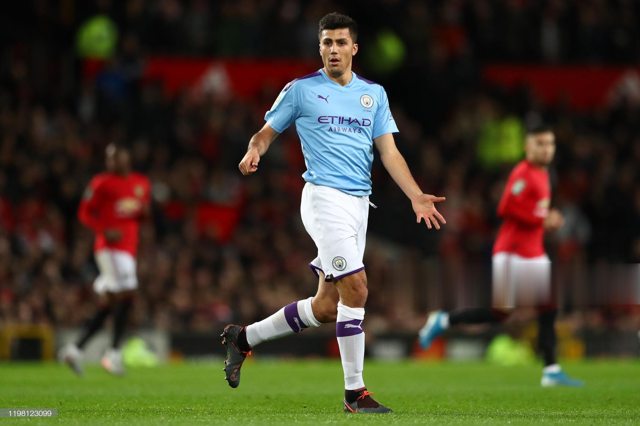 Doi hinh ket hop derdy Manchester: Man City ap dao anh 6
