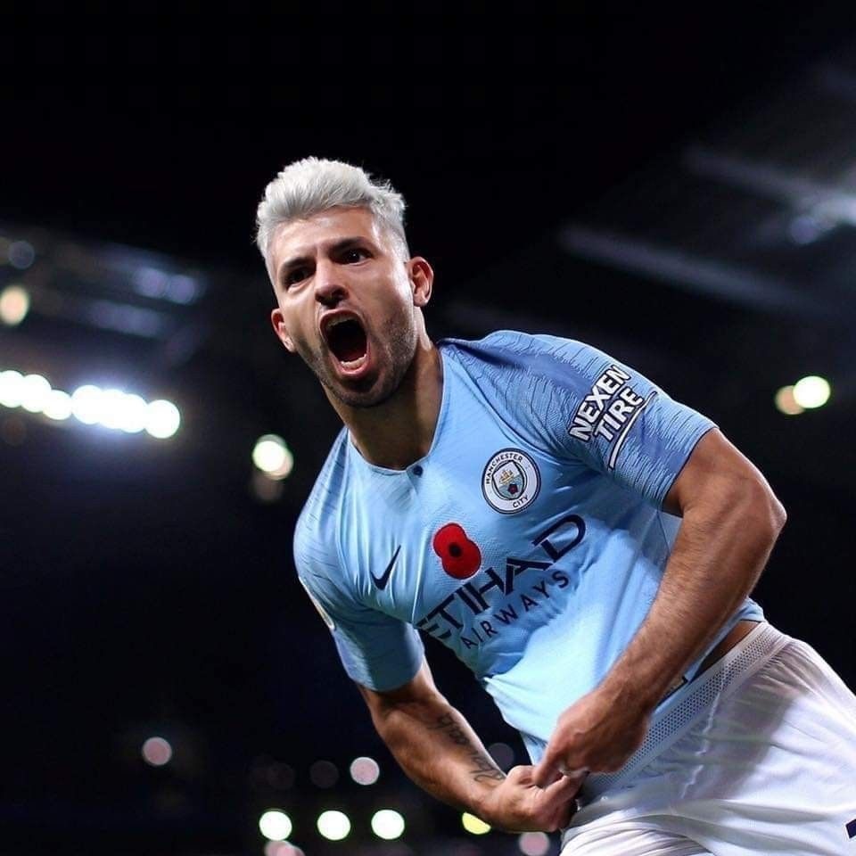 Doi hinh ket hop derdy Manchester: Man City ap dao anh 11