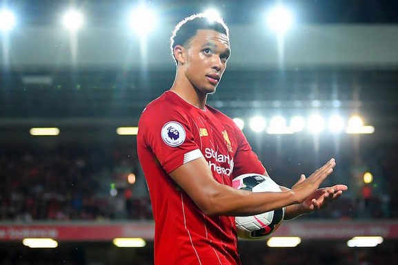 Messi, Alexander-Arnold vao nhom cau thu kien tao hang dau mua nay hinh anh