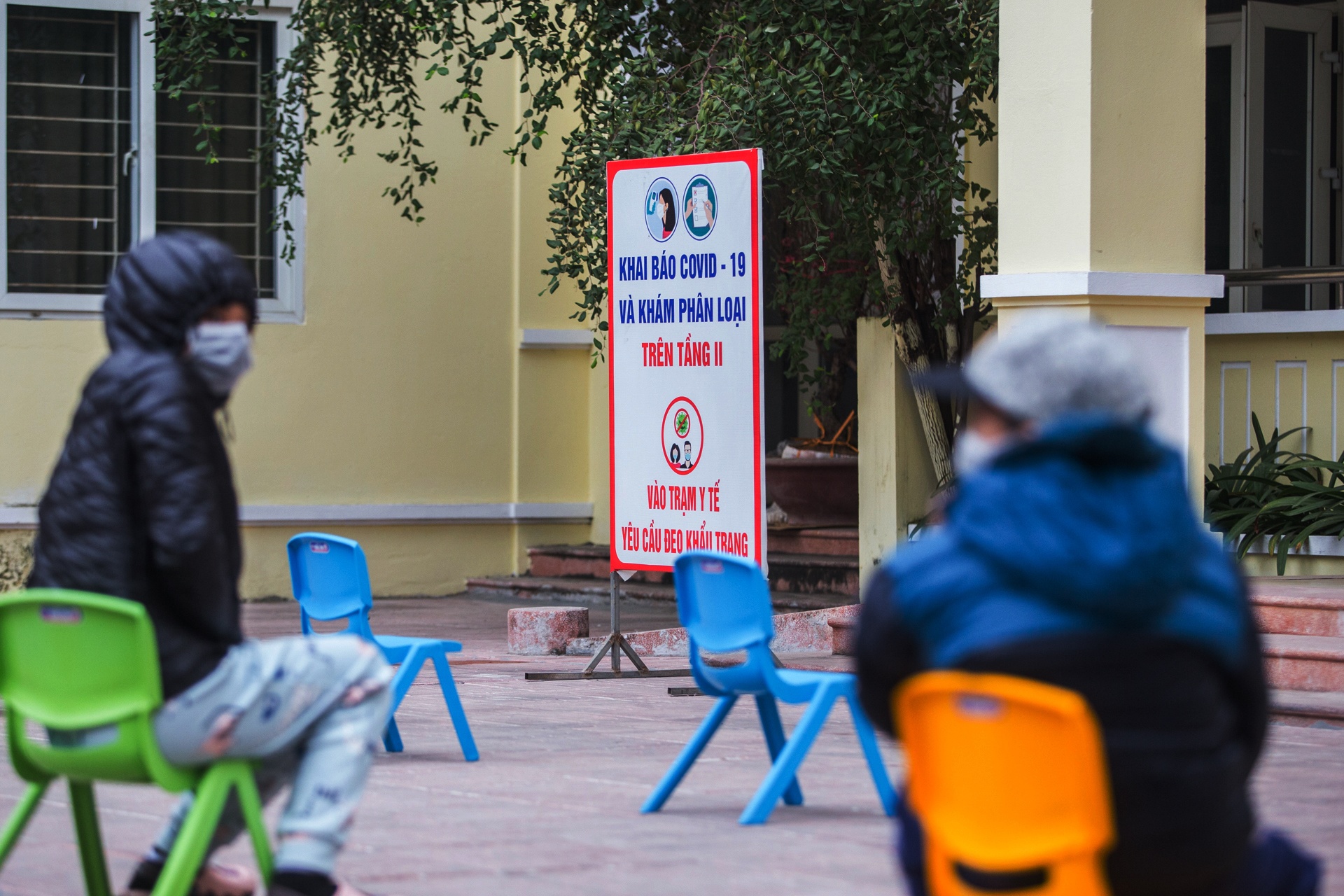 Lay mau xet nghiem cho nguoi ve tu vung dich anh 2