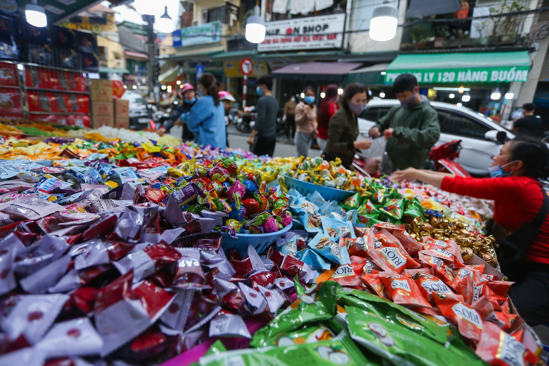 nhon nhip sam tet nhung ngay cuoi nam anh 14